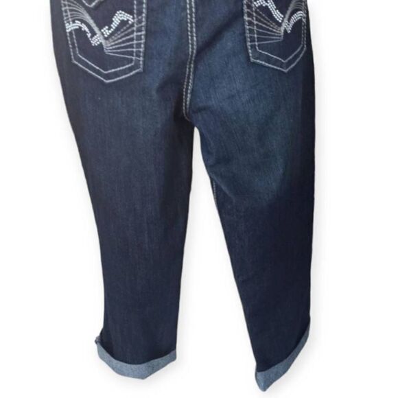 NINE WEST JEANS CUFFED REGULAR SZ.10 EUC - Picture 6 of 10